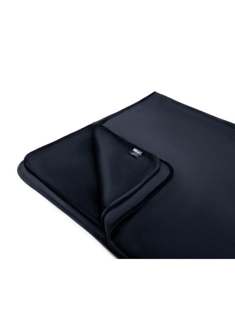 WhipSmart Waterproof Love Throw